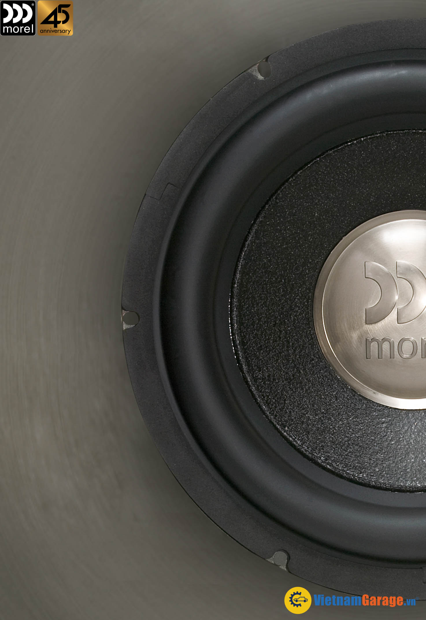 Primo Subwoofer Beauty Shot 2